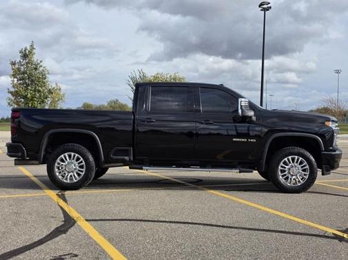 2023 Chevrolet Silverado 3500 High Country