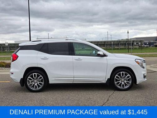 Summit White 2024 GMC Terrain Denali