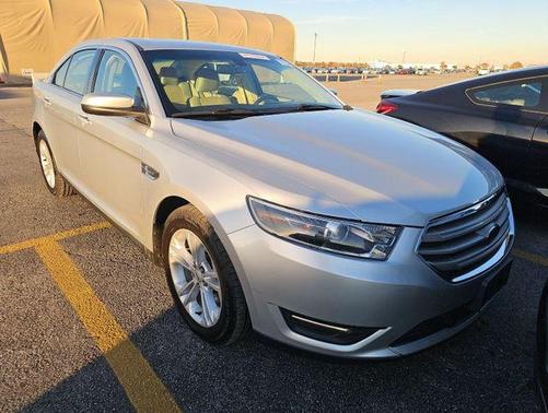 2018 Ford Taurus SEL