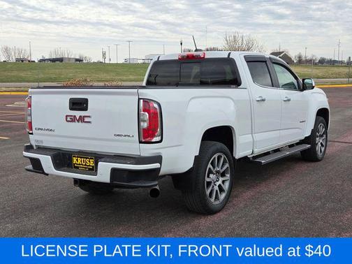 Summit White 2019 GMC Canyon Denali