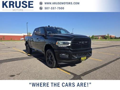 2019 RAM 3500 Laramie Crew Cab 4x4 6'4' Box