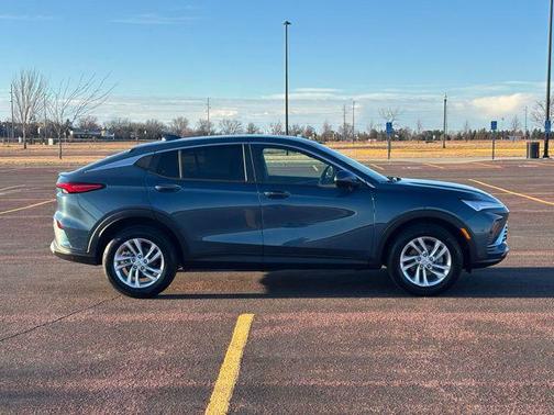 Ocean Blue Metallic 2026 Buick Envista Preferred FWD