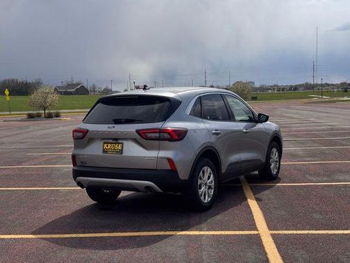 Iconic Silver Metallic 2024 Ford Escape Active
