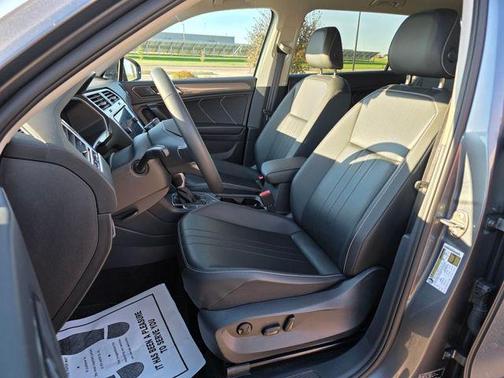 2024 Volkswagen Tiguan 2.0T SE 4MOTION