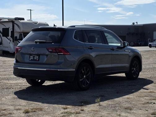 2024 Volkswagen Tiguan 2.0T SE 4MOTION