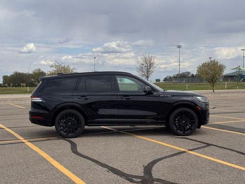 Black Metallic 2026 Lincoln Aviator Reserve AWD