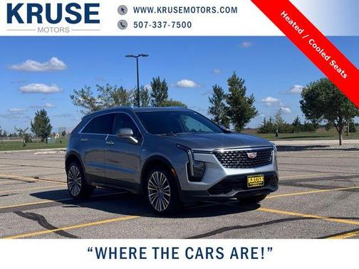 2024 Cadillac XT4 Premium Luxury