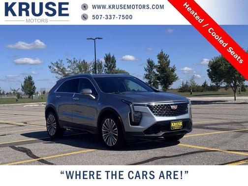 2024 Cadillac XT4 Premium Luxury