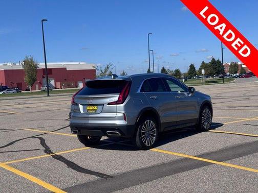 2024 Cadillac XT4 Premium Luxury