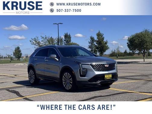 2024 Cadillac XT4 Premium Luxury