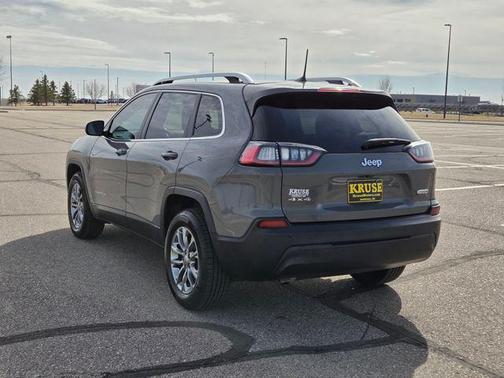 Sting-Gray Clearcoat 2019 Jeep Cherokee Latitude Plus