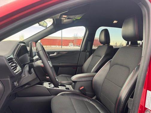 2023 Ford Escape ST-Line Select