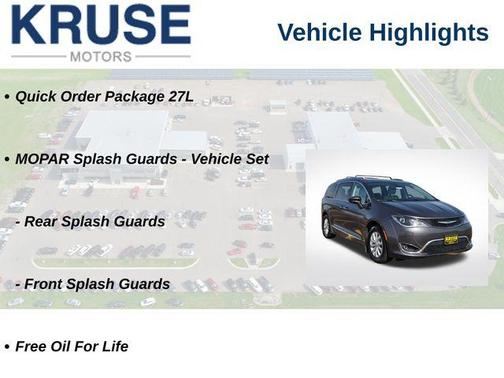 Granite Crystal Metallic Clearcoat 2018 Chrysler Pacifica Touring-L