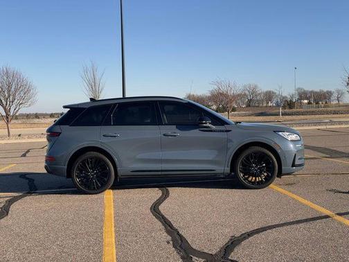 2023 Lincoln Corsair Reserve