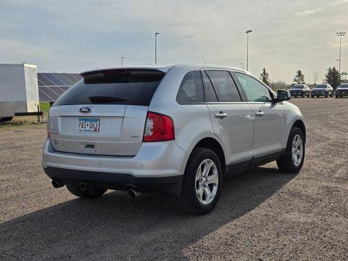 Ingot Silver Metallic 2011 Ford Edge SEL