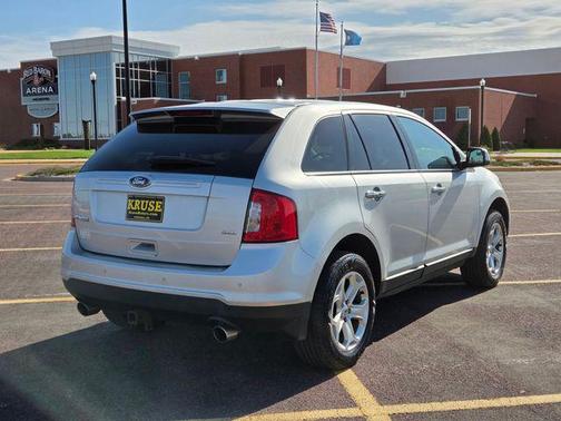 Ingot Silver Metallic 2011 Ford Edge SEL