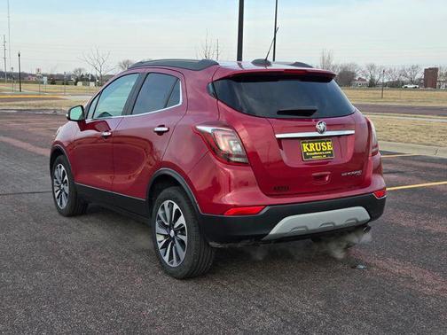 Winterberry Red Metallic 2019 Buick Encore Essence