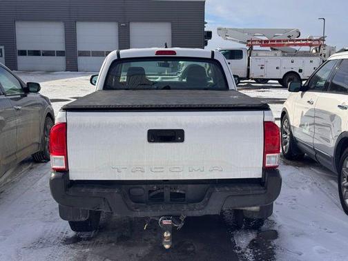 2016 Toyota Tacoma SR