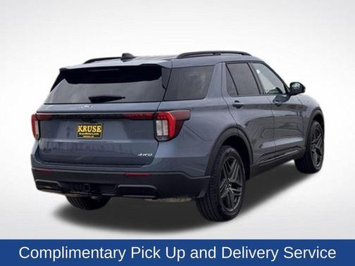 Vapor Blue Metallic 2025 Ford Explorer ST-Line