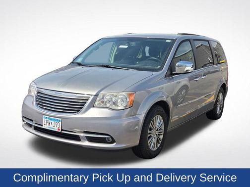 Billet Silver Metallic Clearcoat 2014 Chrysler Town & Country Touring-L