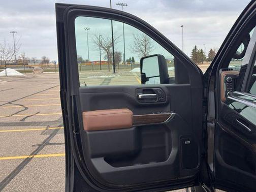 2023 Chevrolet Silverado 3500 High Country