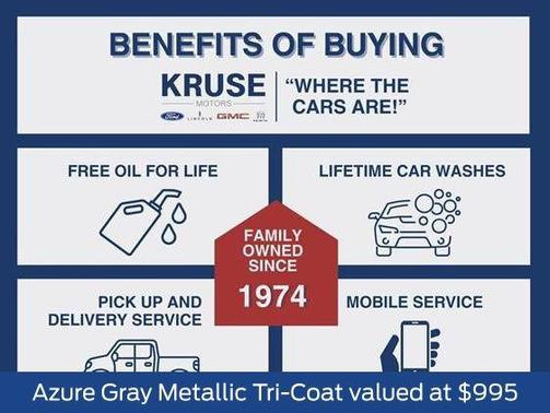 Azure Gray Metallic Tri-Coat 2025 Ford Bronco Outer Banks