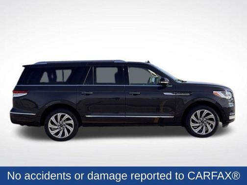 Starlight Gray Premium Colorant 2022 Lincoln Navigator Reserve