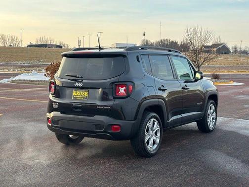 Black Clearcoat 2022 Jeep Renegade Limited