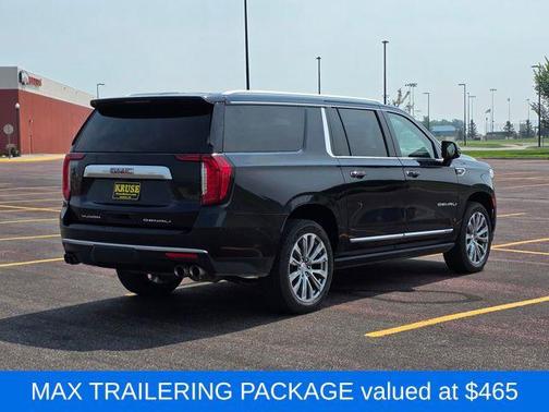 Midnight Blue Metallic 2022 GMC Yukon XL Denali