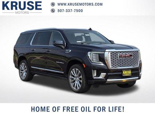 Midnight Blue Metallic 2022 GMC Yukon XL Denali