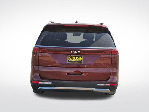 Flare Red 2024 Kia Carnival SX Prestige