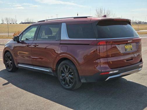 Flare Red 2024 Kia Carnival SX Prestige