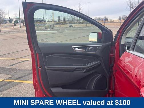 Rapid Red Metallic Tinted Clearcoat 2022 Ford Edge Titanium