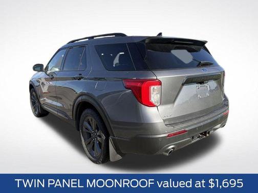 Carbonized Gray Metallic 2021 Ford Explorer XLT