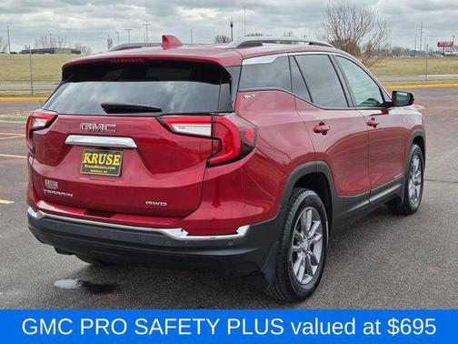 Volcanic Red Tintcoat 2024 GMC Terrain SLT