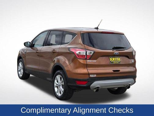 Canyon Ridge Metallic 2017 Ford Escape SE