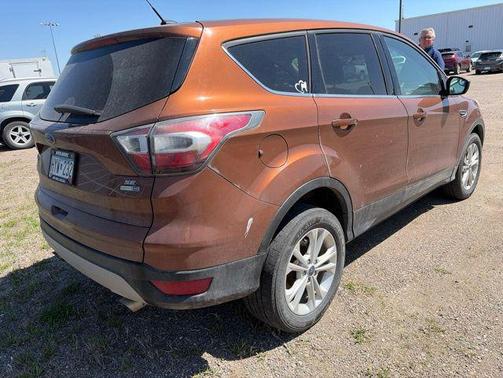 Canyon Ridge Metallic 2017 Ford Escape SE
