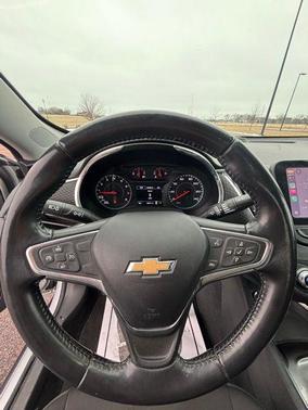 2021 Chevrolet Malibu FWD LT
