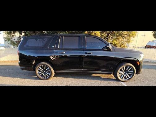 2023 Cadillac Escalade ESV Sport