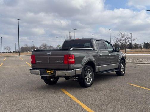 2006 Lincoln Mark LT Base