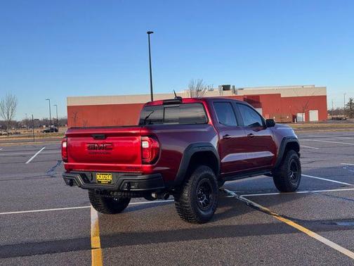 2024 GMC Canyon AT4X