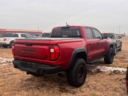 2024 GMC Canyon AT4X