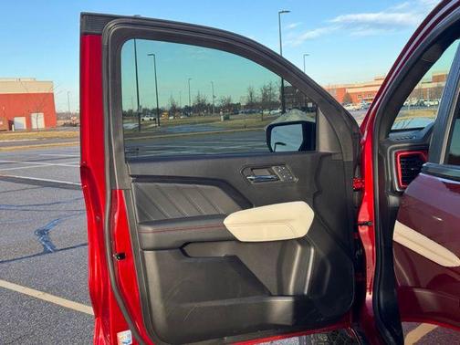 2024 GMC Canyon AT4X