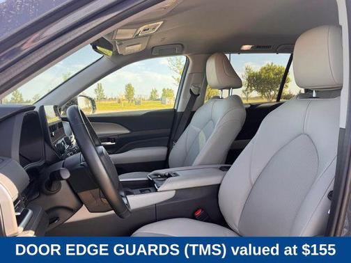 Cloud 2024 Toyota Grand Highlander XLE