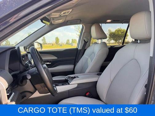 Cloud 2024 Toyota Grand Highlander XLE