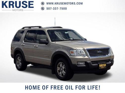 Pueblo Gold Clearcoat Metallic 2007 Ford Explorer XLT