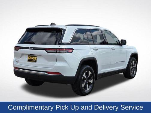Bright White Clearcoat 2024 Jeep Grand Cherokee 4xe Base