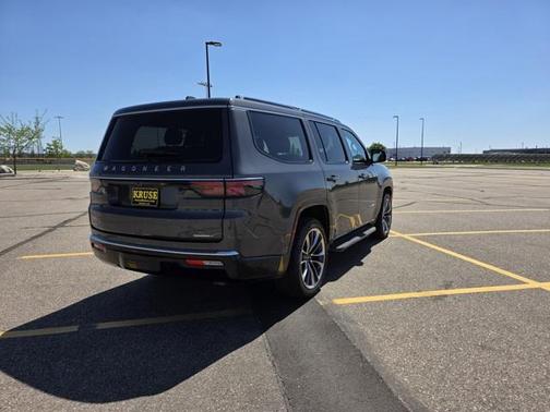 2022 Jeep Wagoneer Series II 4x4