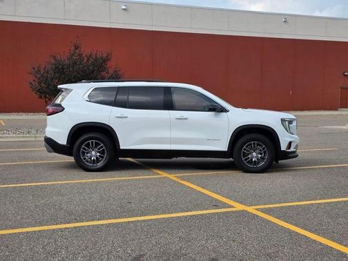 2025 GMC Acadia FWD Elevation
