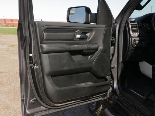 Photo 4 of 32 of 2020 RAM 1500 Rebel